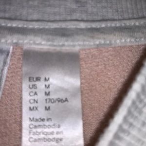 cropped long sleeve/ sweater